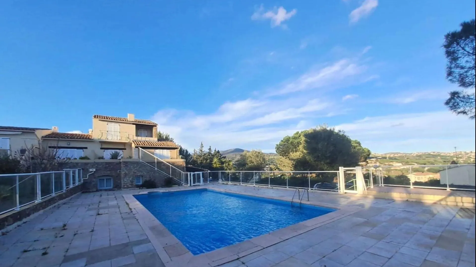 Les Virgiles Ste-Maxime, Appt Climatise Pour 4 Pers Avec Vue Sur La Piscine, Parking Διαμέρισμα Σαιντ-Μαξίμ